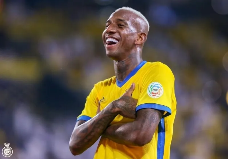 Mỗi bàn thắng của Anderson Talisca không chỉ là điểm số, mà là biểu tượng của sự quyết đoán và tinh thần chiến đấu