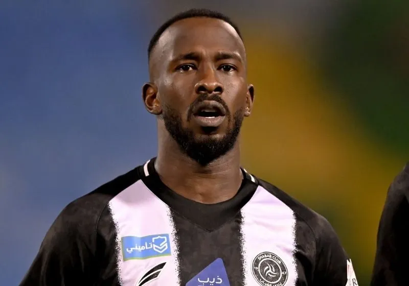 Hành trình từ cậu bé đam mê bóng đá đến ngôi sao của Al-Ittihad