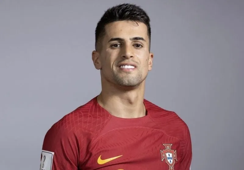 João Cancelo – Hậu vệ cánh hiện đại, vừa phòng ngự chắc chắn vừa tấn công linh hoạ