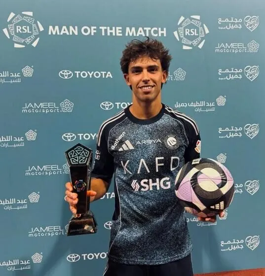 Joao Felix nhận giải cầu thủ hay nhất trận