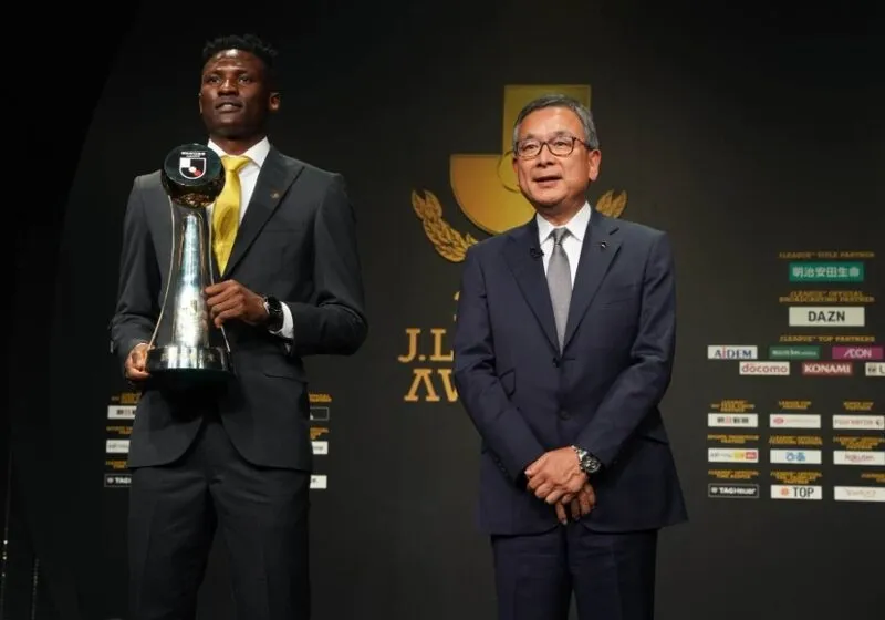 Olunga từng đạt được nhiều thành công khi thi đấu tại Nhật Bản