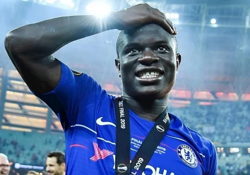 Kanté trong màu áo Chelsea, nhân tố không thể thiếu giúp đội bóng vô địch Ngoại hạng Anh 2016–2017